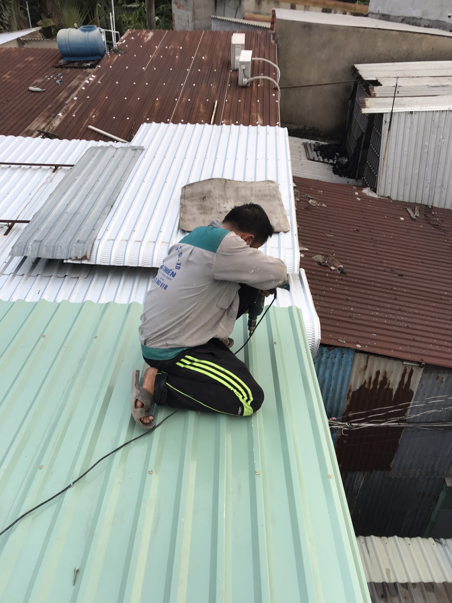 Báo Giá Sửa Mái Tôn Tại Bình Tân